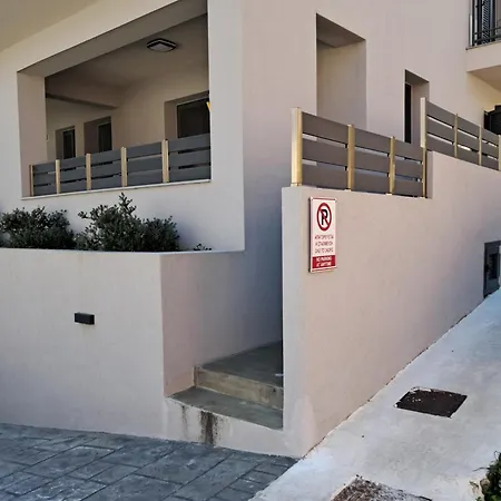 Lägenhet Brand New Flat Near De Bosset Bridge, *