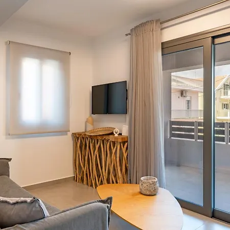 Апартаменты Brand New Flat Near De Bosset Bridge, Аргостолион